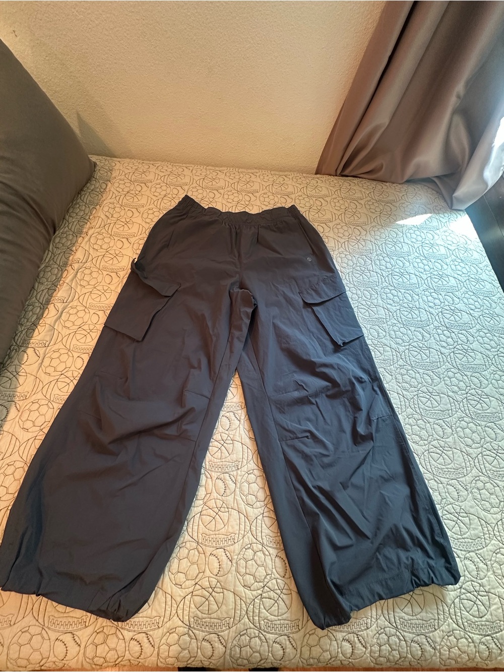 Women’s Gray Cargo Pants - Relaxed Fit